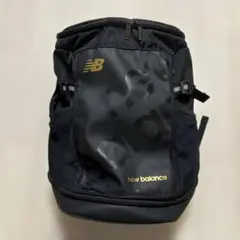 new balance 黒 リュック・バックパック