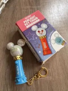 【グッズ断捨離中！】ディズニーストア　ペンライトキーチェーン