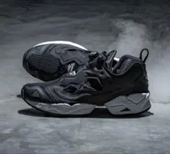 【美品】Reebok インスタポンプフューリー95 黒 ブラック　スニーカー