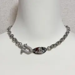 Vivienne Westwood　Isoriaネックレス