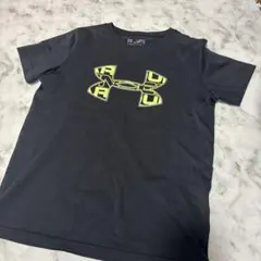 Under Armour 黒 Tシャツ ロゴ入り　YXL