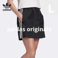 美品アディダスオリジナルス adidas ブラック フレアスカート 3本ラインL