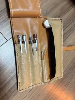 Item thumbnail for item 2ecc5de0-1a38-4862-83b5-619c41ee91a4