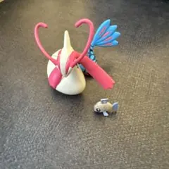 ☆*☆様 立体ポケモン図鑑 ミロカロス ヒンバス　1番
