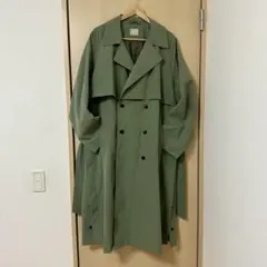 オリーブグリーン ダブルブレスト トレンチコート