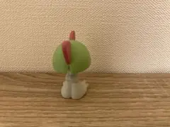 肩ズンFig ポケモン ラルトス ガチャガチャ
