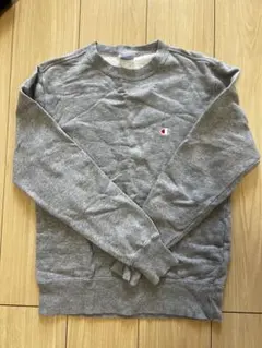 Champion グレー スウェットシャツ S
