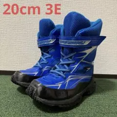 Item thumbnail for item e5255ead-0fac-4515-ba0d-39eaba745438