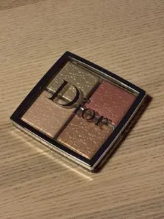Dior バックステージフェイスグロウパレット004ローズゴールド