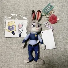 ディズニー　ズートピア　キーチェーン　ヘアクリップ　ぬいぐるみ　ワッペンおまけ付