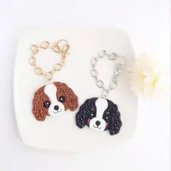 ■キャバリア■　キラキラ　バッグチャーム　ハンドメイド　デコ　キーホルダーのサムネイル