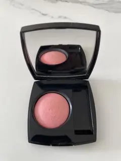 Item thumbnail for item 70203180-e870-42de-922a-b8fd95233313