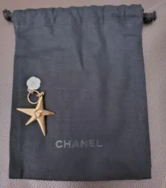 2025年最新】シャネルノベルティチャームの人気アイテム - メルカリ