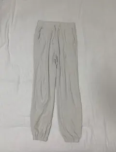 GREYCHORD ベージュジョガーパンツのサムネイル