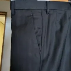 ドルチェ&ガッバーナのパンツ（クリーニング済の美品・サイズ44）のサムネイル