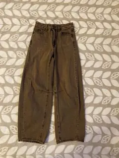 GU ブラウン バレルレッグジーンズ