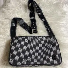 Item thumbnail for item 206c2fa0-69e0-4b52-857a-416a5fee1afe