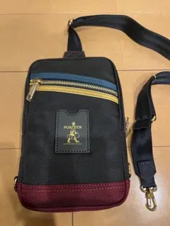 PORTERインターナショナル　ボディバッグ ブラック/バーガンディ