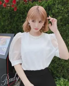 ★美品★ Rady パールパフトップス ★のサムネイル