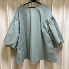 cocaのAラインブラウス ライトブルー バルーンスリーブ