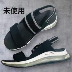 【未使用】SKECHERS SKECH-AIR ヨガフォームサンダル ブラックのサムネイル