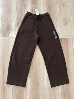 新品タグつき　UNIQLO 150cm ドライスウェットカーブパンツ