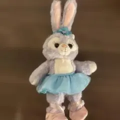 ディズニーシーステラルーのバッチぬいぐるみ