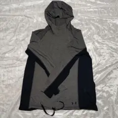 UNDER ARMOUR アンダーアーマー　パーカー