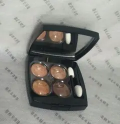 シャネル レ キャトル オンブル オンブル ドゥ リュンヌ