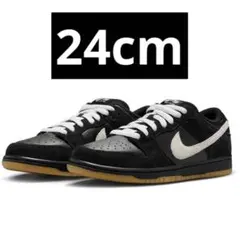 Nike SB Dunk Low Pro "Black/White" 24cmのサムネイル