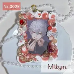 0023 ホイップデコ トレカケース B8 赤 ムーン 花