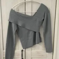 オフショルダー セーター M