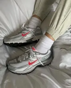 Item thumbnail for item 6c09cf0f-e629-4309-a7b0-1e03794b0fce