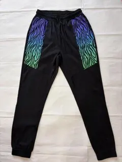 入手困難 ZUMBA 正規品 豹文字 ロング スウェットパンツ 入手困難 ZUMBA 正規品 豹文字 ロング スウェットパンツ - メルカリ