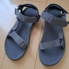 Item thumbnail for item 9fc82196-b2d7-436a-a188-59f787850b4c