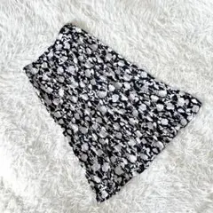 《レリアン》 (11) ボタニカル柄フレアスカート サイドファスナー きれいめ