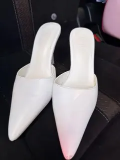 GYDAポインテッドトゥ ミュール