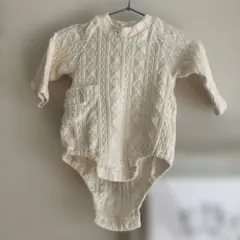 アイボリー ケーブルニット風　ロンパース