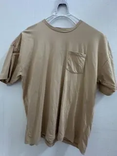 大きめ古着 GAP ベージュ ポケット付き Tシャツ