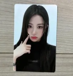 ユンジン ラキドロ M2u UNFORGIVEN Le sserafim