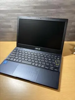 ASUS 11.6インチノートPC 【16:9】