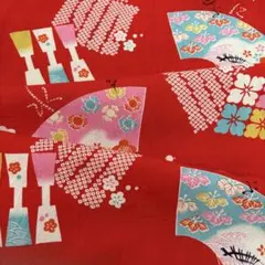 着物 ハギレ 524 はぎれ アンティーク 生地　布　古布　和布　古裂　和柄　裂