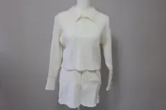 アイボリー ケーブルニット セットアップ