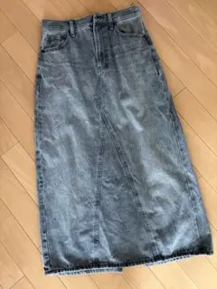 つなもん様専用値下げ！ユニクロ　グレー デニム タイトスカート