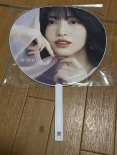 TWICE モモ　うちわ