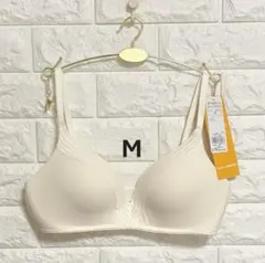 スロギー　ワオ　エンブレイス　ノンワイヤーブラジャー　オフホワイト/Mのサムネイル