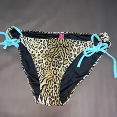 最終値下げ☆Victoria's Secret レオパード柄 ビキニボトムのサムネイル