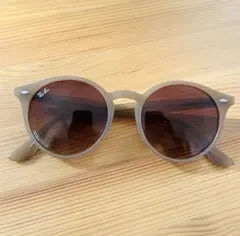 Ray-Ban ベージュラウンドサングラス
