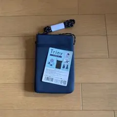 ポーチ　マルチポーチ　バッグ　ブラック　小物入れ