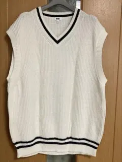 【UNIQLO】 ホワイト Vネック ベスト L